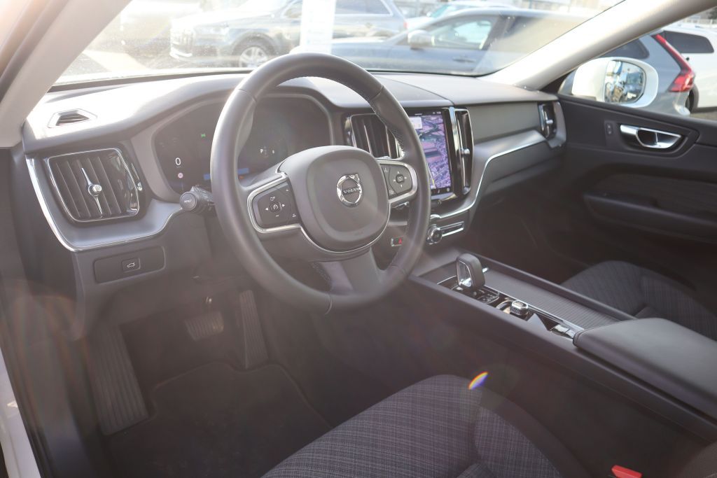Volvo XC60 2022