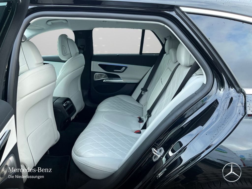 Mercedes-Benz E 300 2025