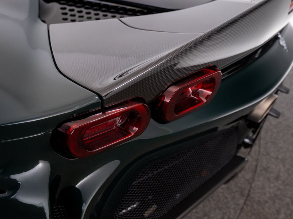 Ferrari SF90 2021