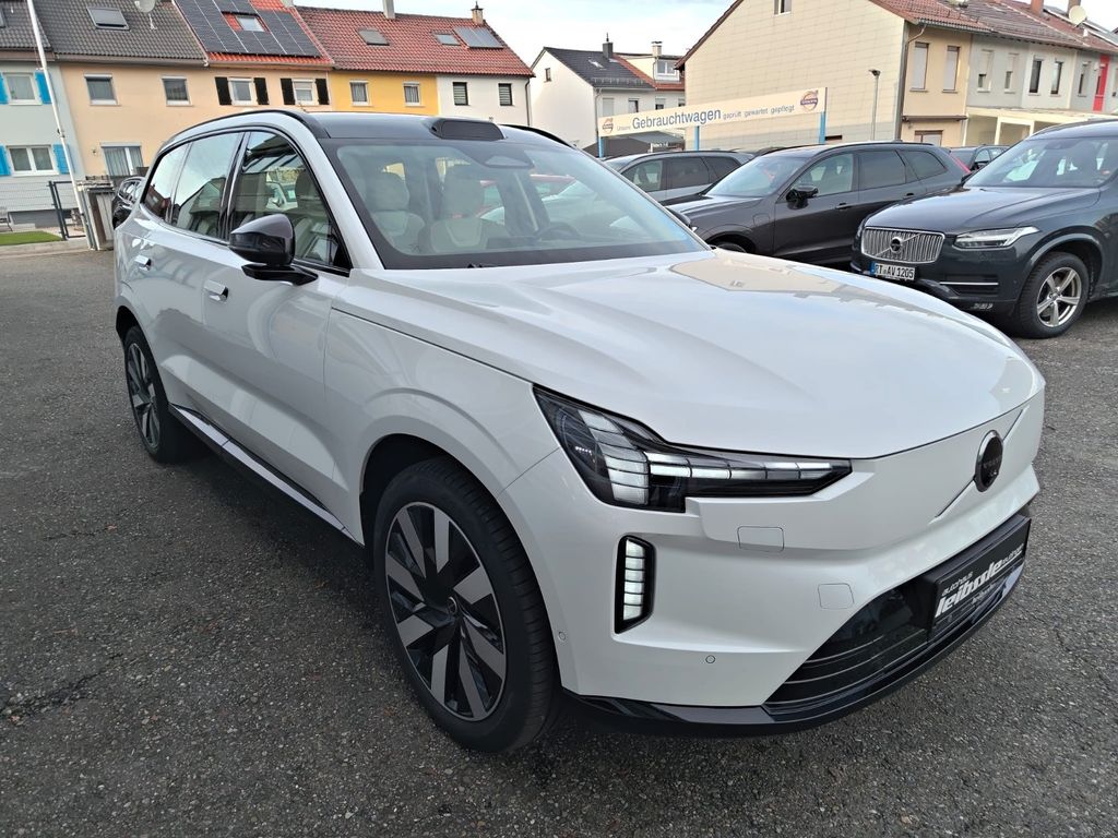 Volvo EX90 2025