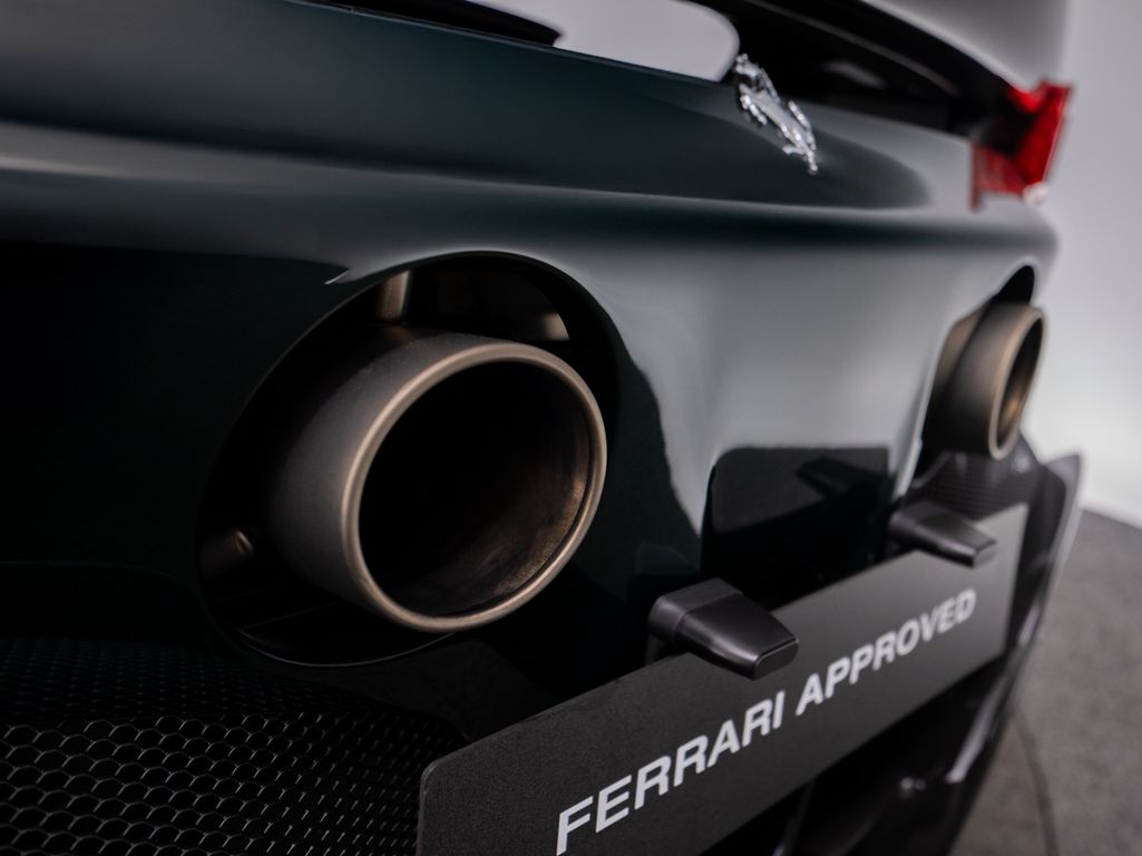 Ferrari SF90 2021
