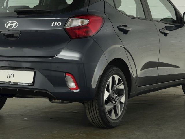 Hyundai i10 2025
