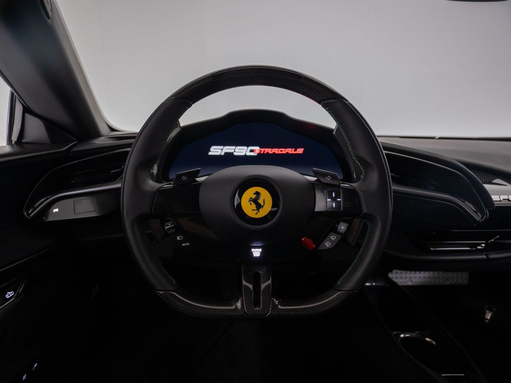 Ferrari SF90 2021