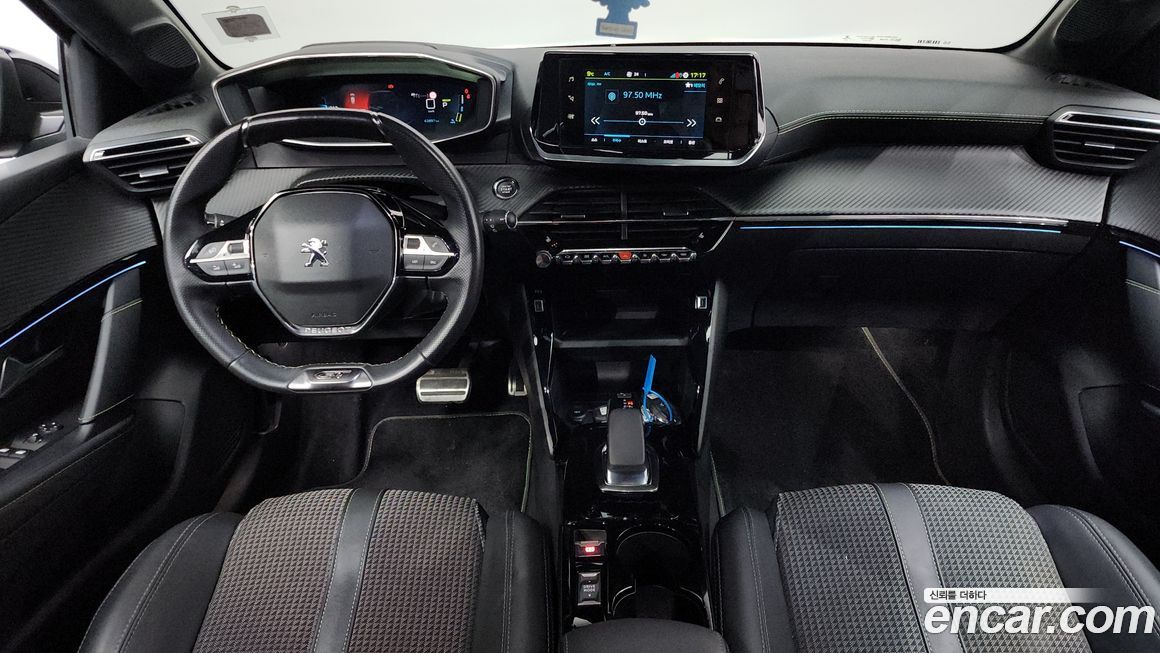 Peugeot 208 2022