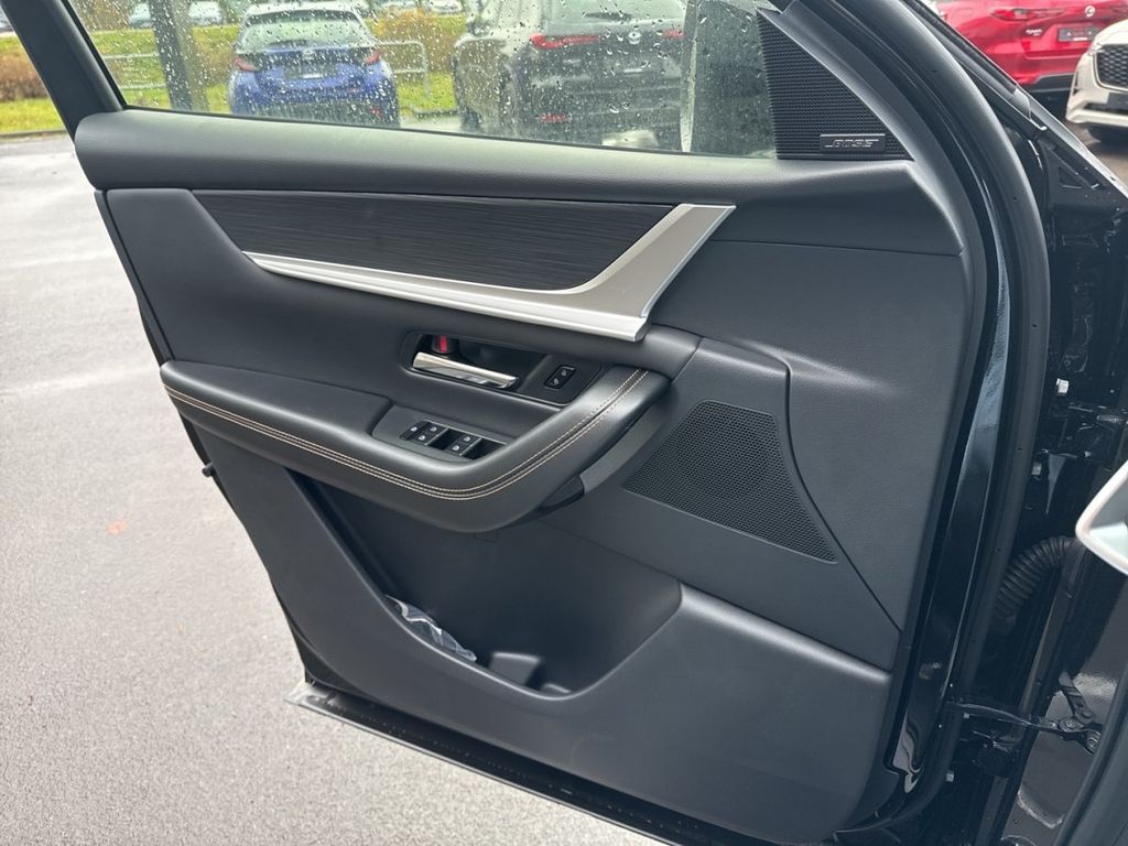 Mazda CX-60 2025