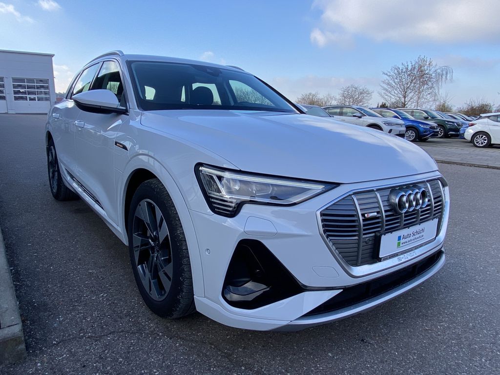 Audi e-tron 2022