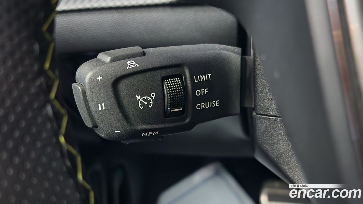Peugeot 208 2022