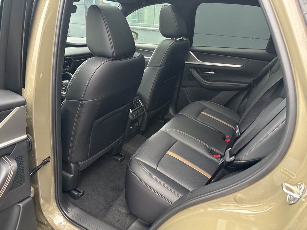 Mazda CX-60 2025