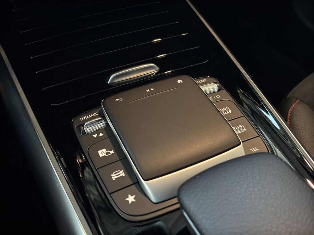 Mercedes-Benz B 250 2021