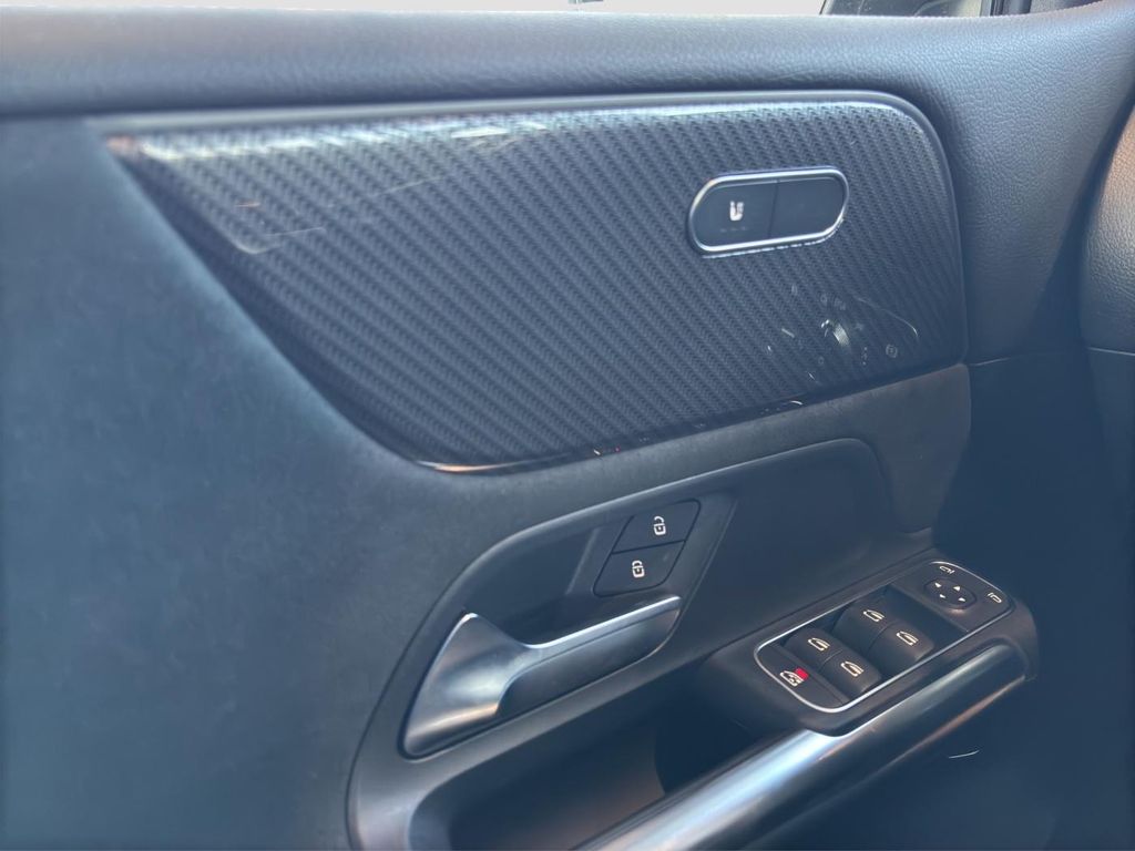 Mercedes-Benz B 250 2021