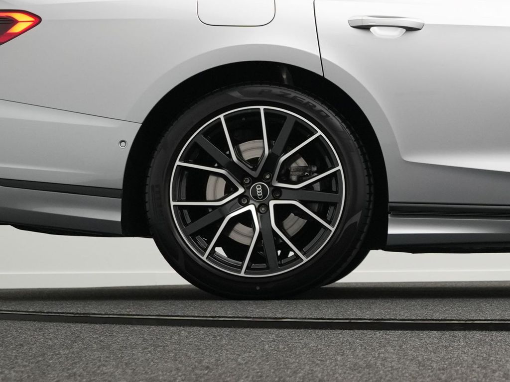Audi A8 2022
