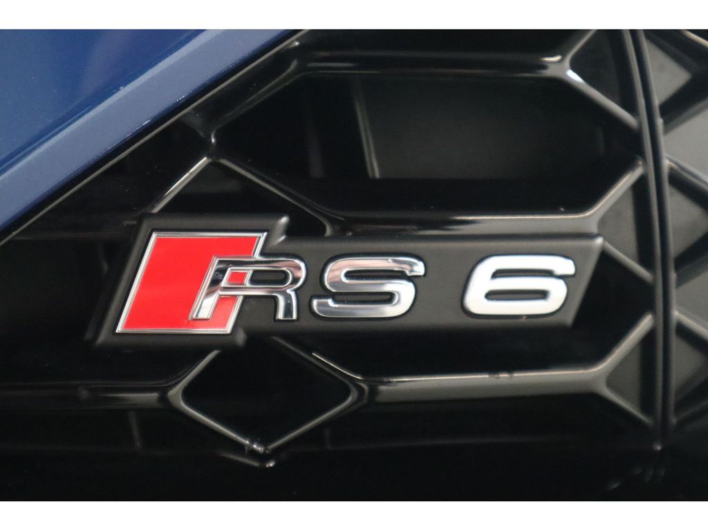 Audi RS6 2025