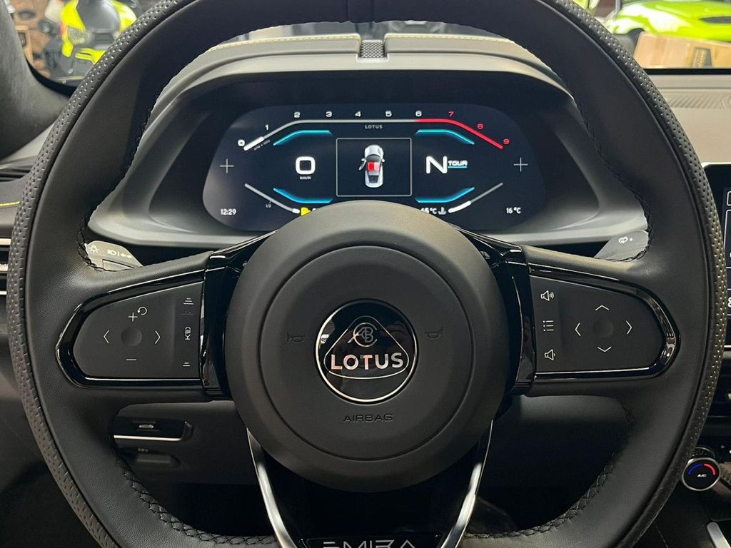 Lotus Emira