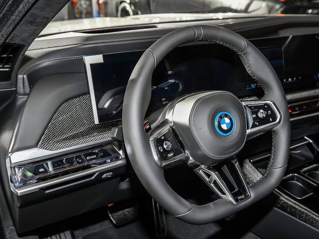BMW i7 2025