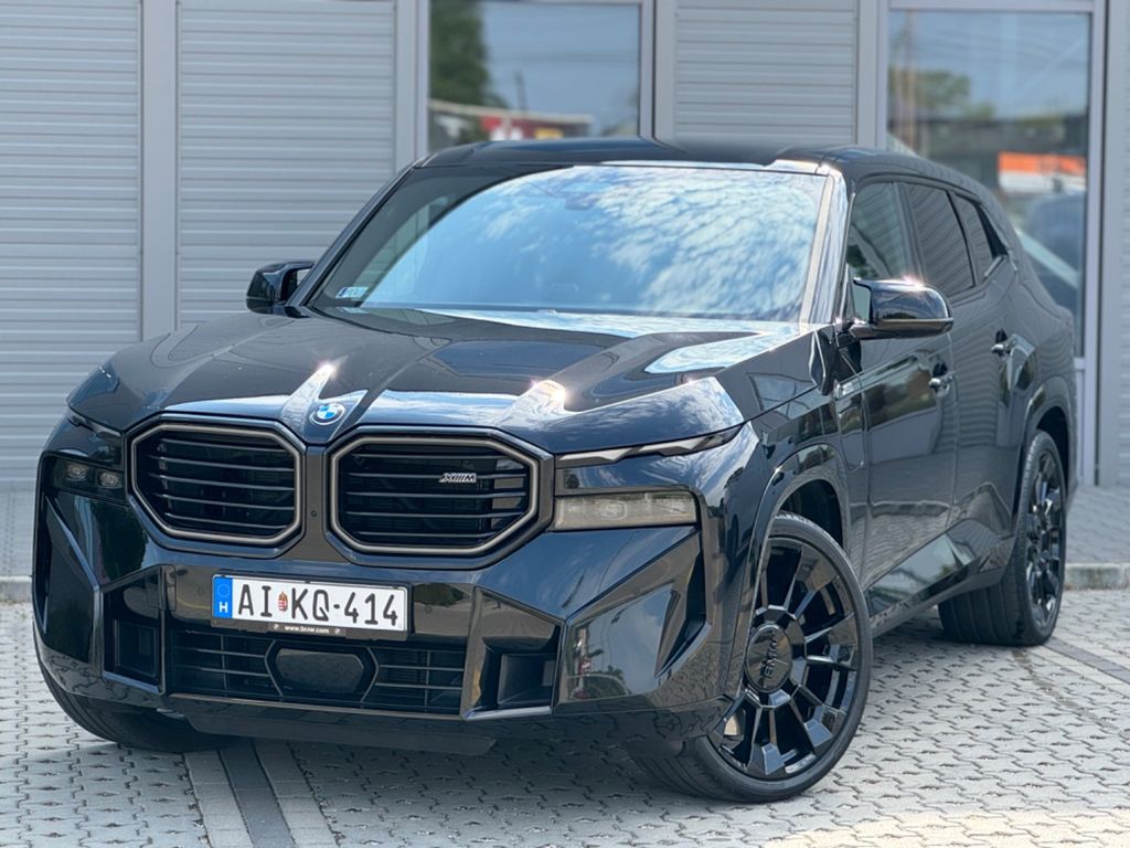 BMW XM 2025