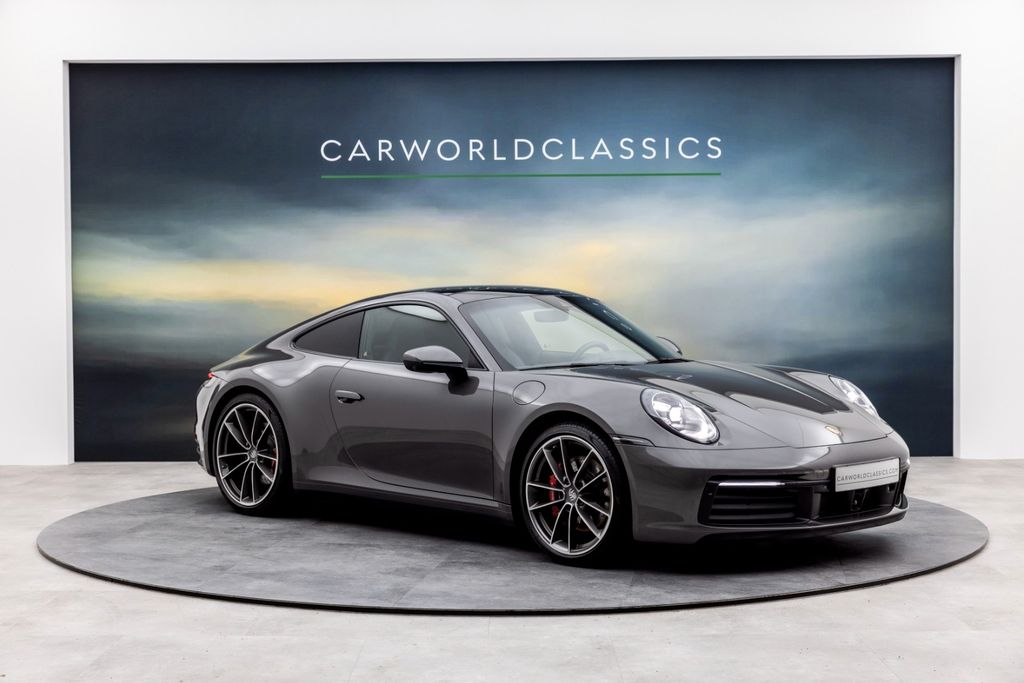 Porsche 992 2019