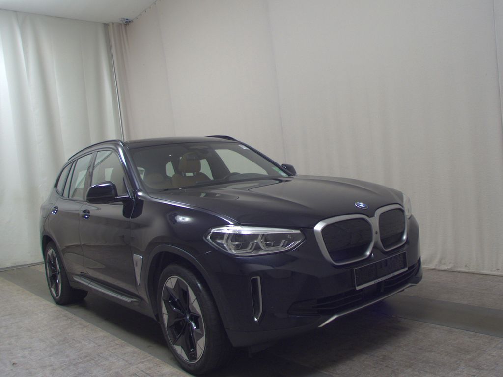 BMW iX3 2021