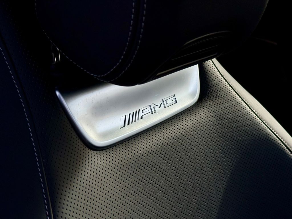 Mercedes-Benz SL 63 AMG 2023