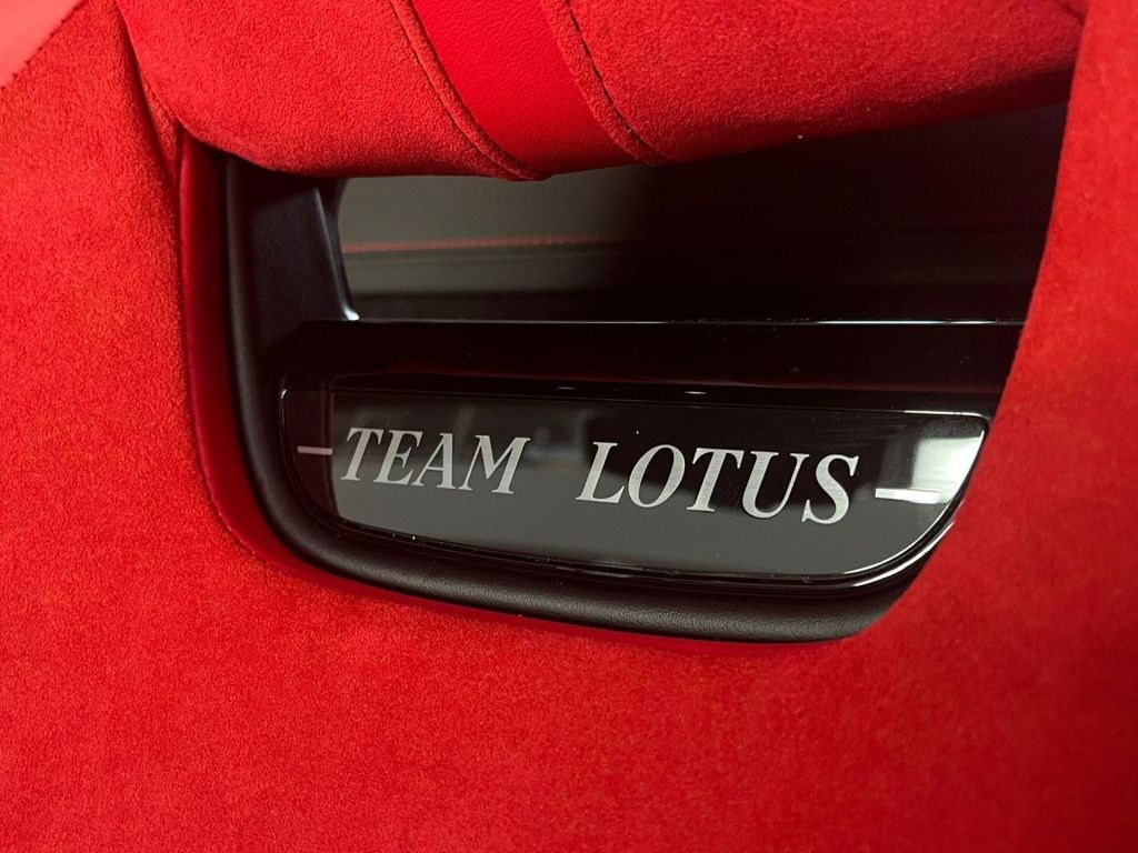 Lotus Emira