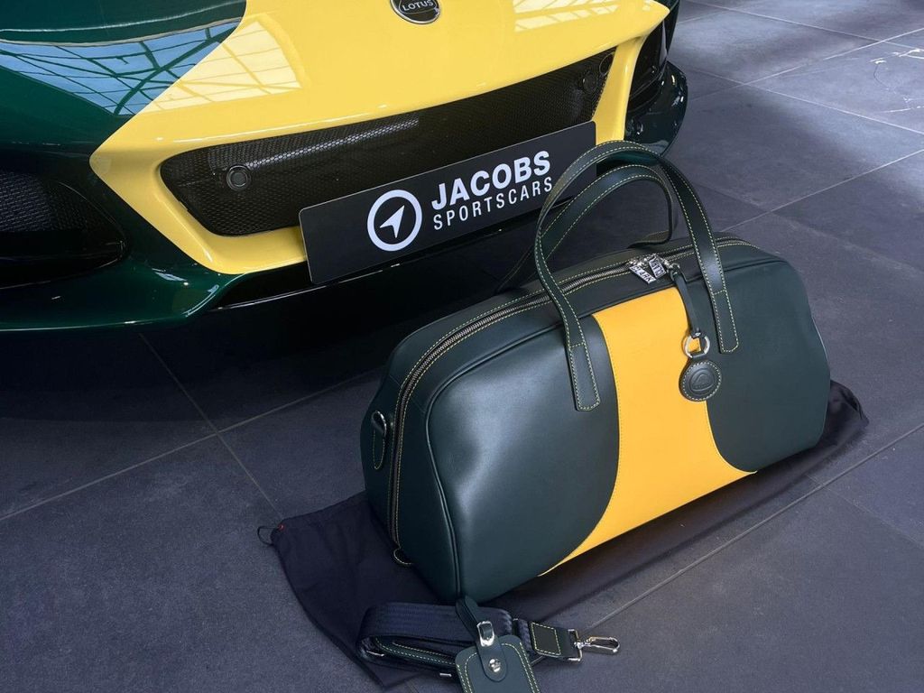 Lotus Emira