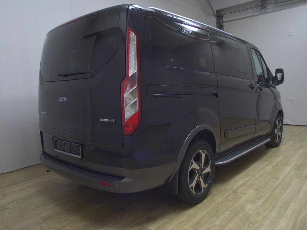 Ford Tourneo Custom 2022