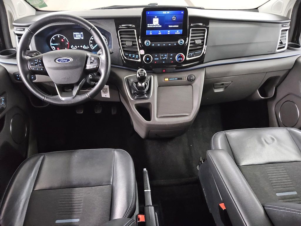 Ford Tourneo Custom 2022