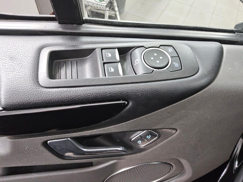 Ford Tourneo Custom 2022