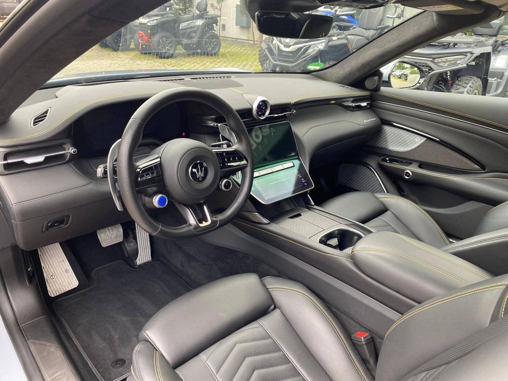 Maserati GranCabrio 2024