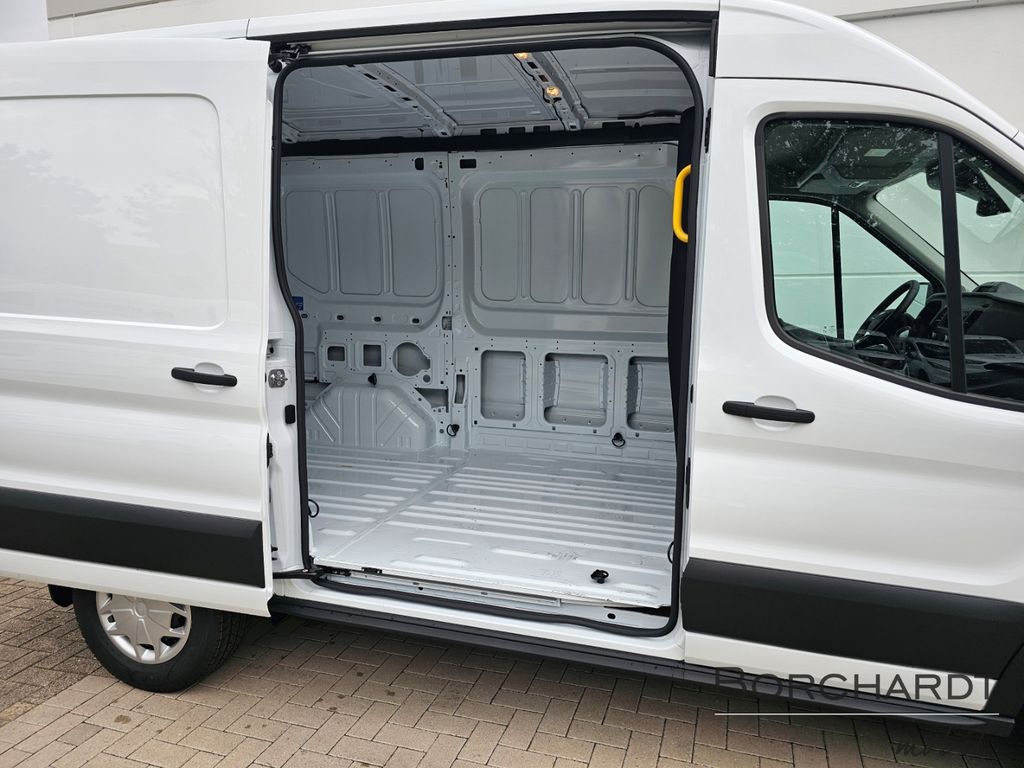 Ford Transit 2025