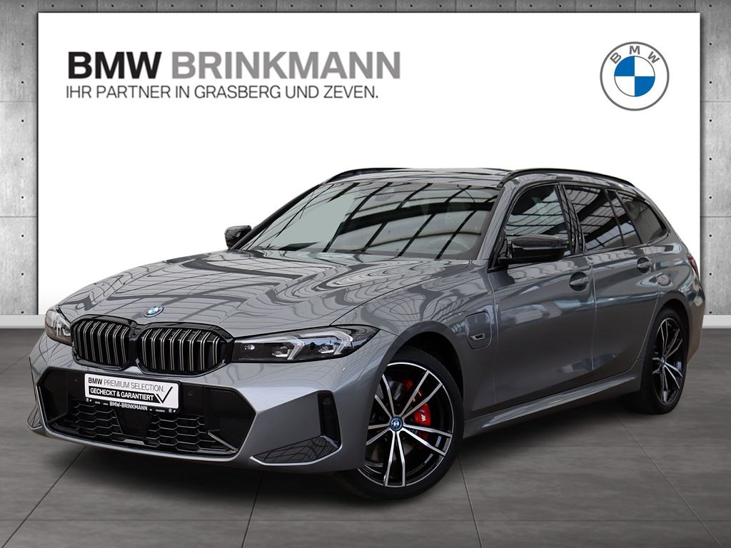 BMW 330 2022