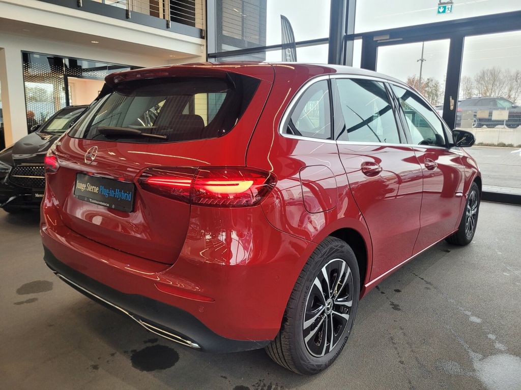 Mercedes-Benz B 250 2024