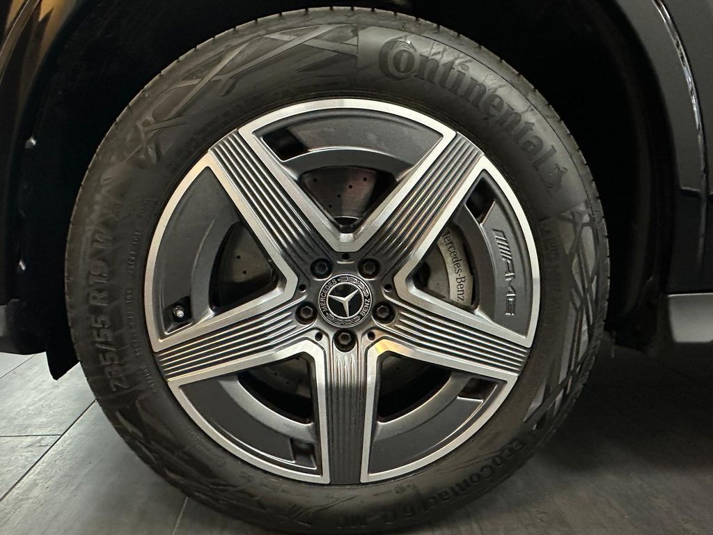 Mercedes-Benz GLC 300 2023