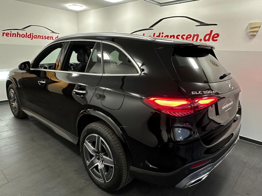 Mercedes-Benz GLC 300 2023