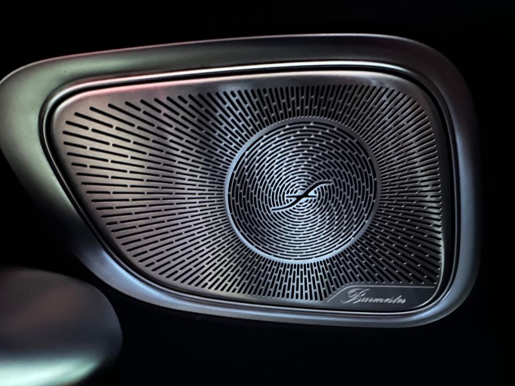 Mercedes-Benz GLC 300 2023