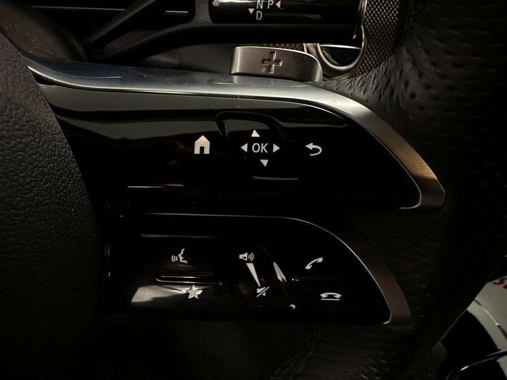 Mercedes-Benz GLC 300 2023