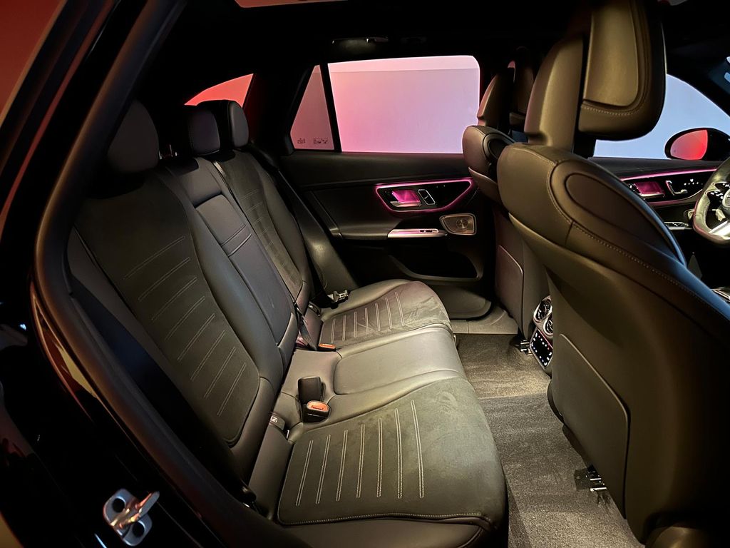 Mercedes-Benz GLC 300 2023