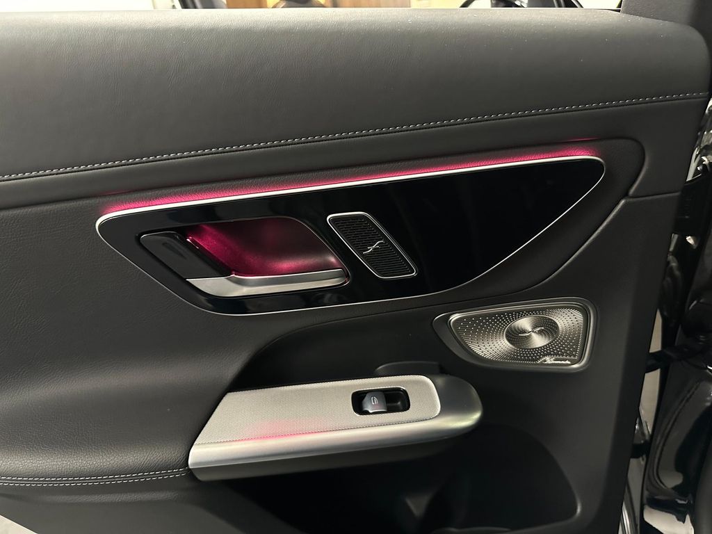 Mercedes-Benz GLC 300 2023