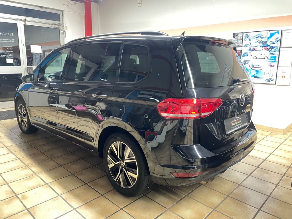 Volkswagen Touran 2023