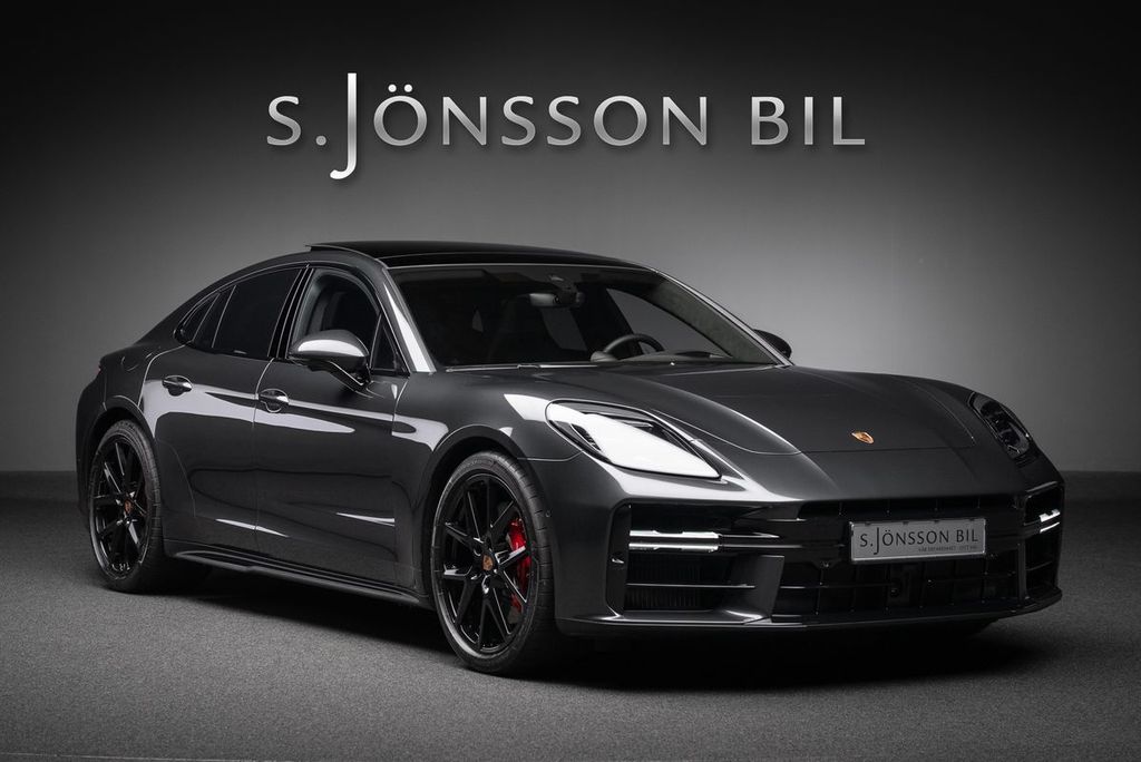 Porsche Panamera 2025