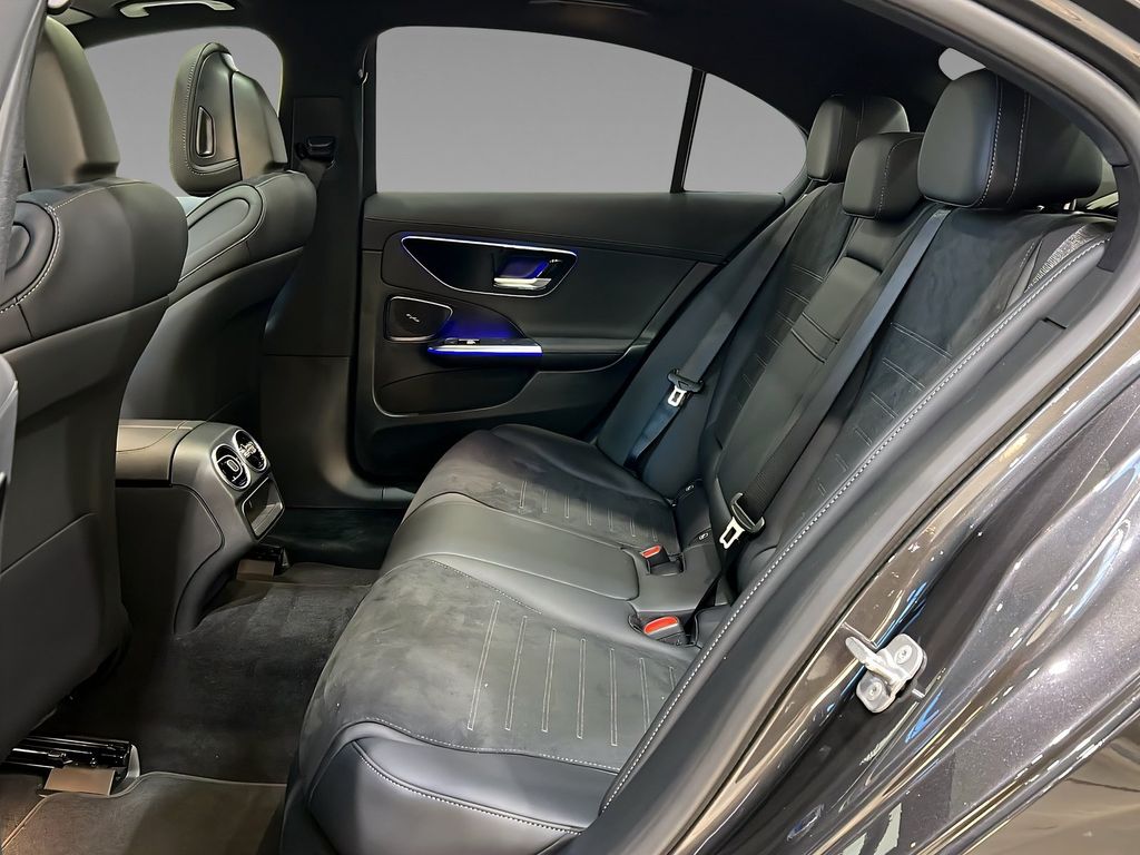 Mercedes-Benz C 200 2025