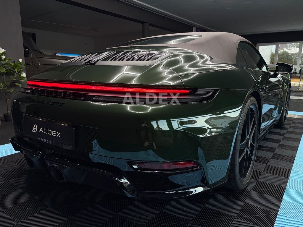 Porsche 992 2025