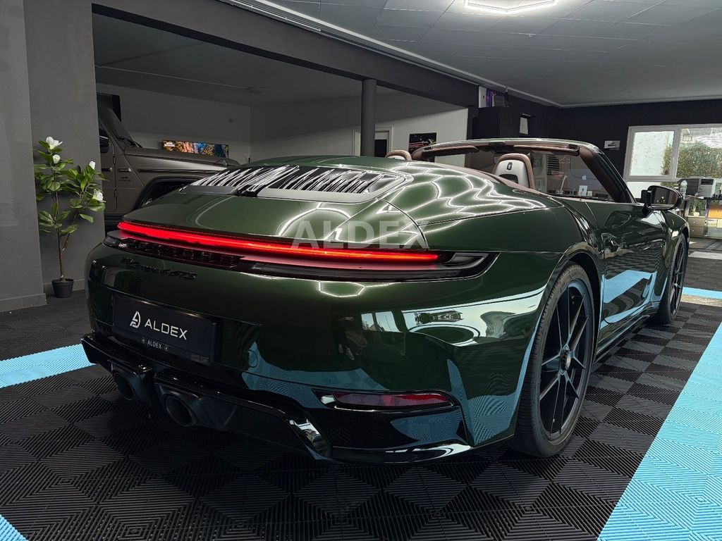 Porsche 992 2025
