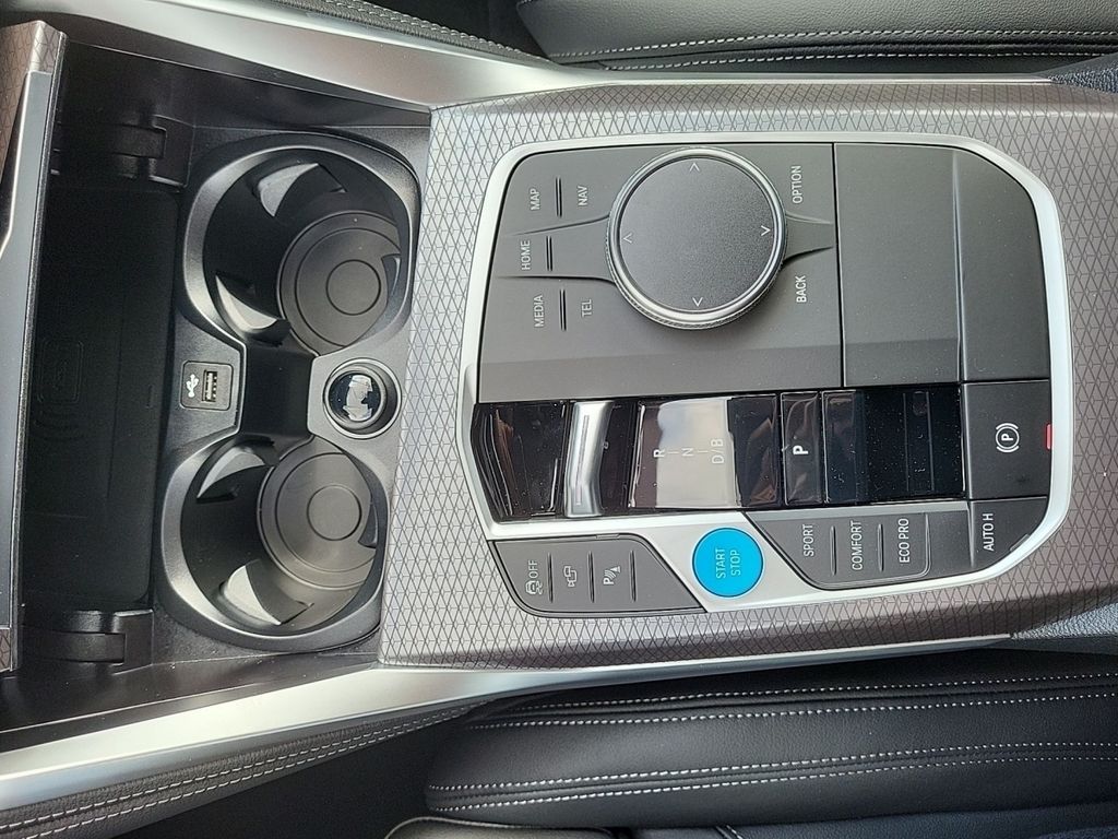 BMW i4 2025