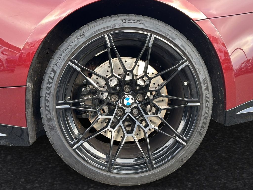 BMW M4 2025