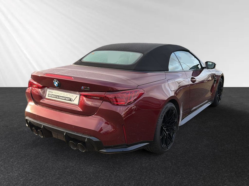 BMW M4 2025