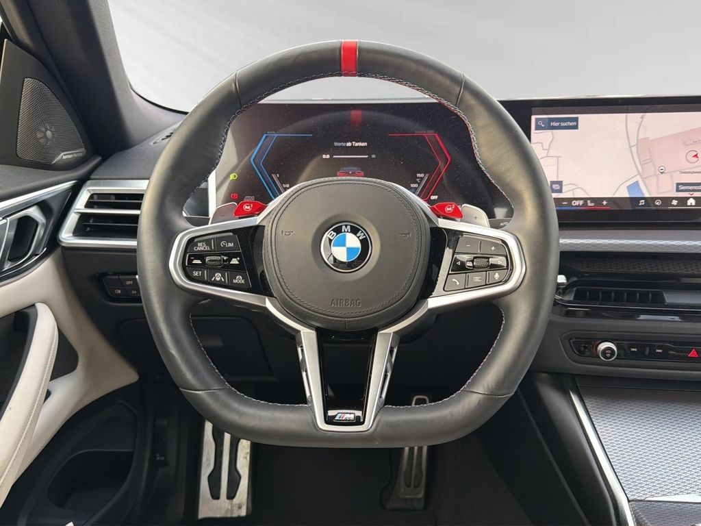 BMW M4 2025