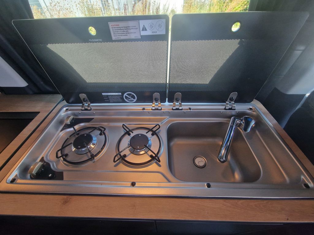 Mercedes-Benz V 250 2025