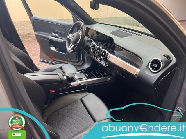 Mercedes-Benz GLB 200 2022