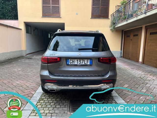 Mercedes-Benz GLB 200 2022