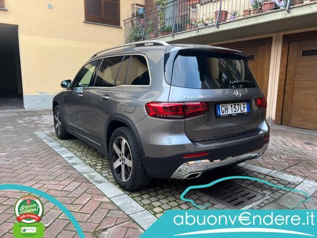 Mercedes-Benz GLB 200 2022